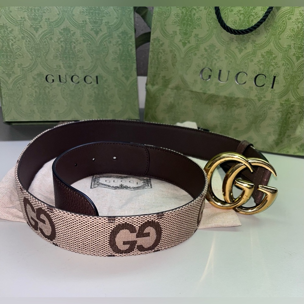 Gucci Women's Tan and Gold GG Belt